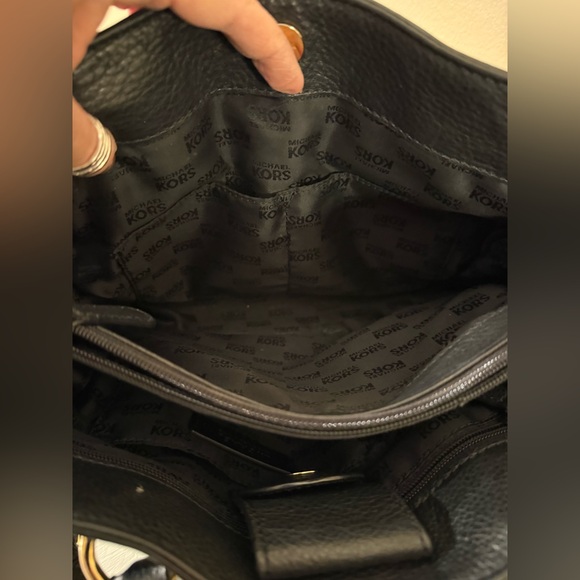 Michael Michael Kors Hamilton Satchel/Shoulder Bag ~Black pebbled leather EUC - Picture 14 of 16